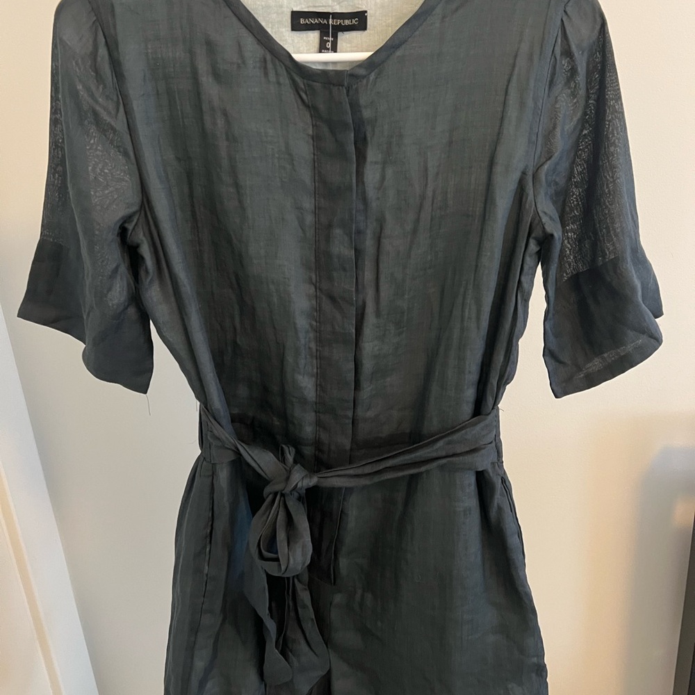 Banana Republic Dark Gray Romper NWOT - Petite Size 0